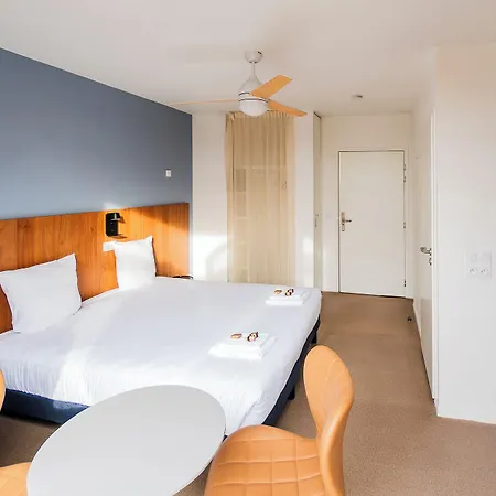 Ecla Paris Aparthotel 3*