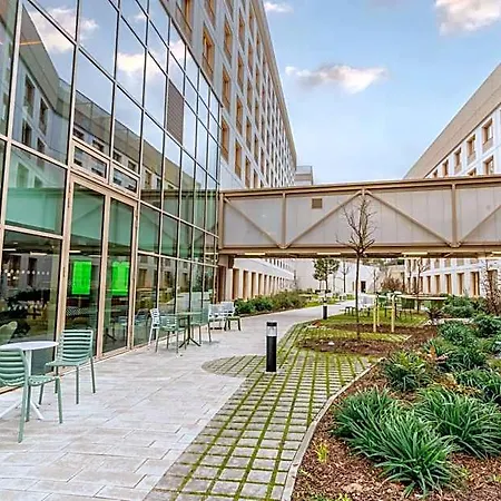 Hotel apartamentowy Ecla Paris Villejuif
